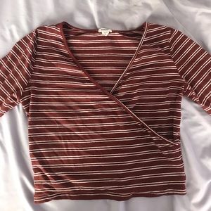 Garage - Cropped V-Neck Long Sleeve